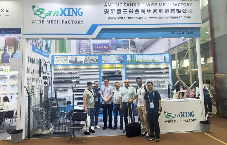 Anping Sanxing Metal Wire Mesh Manufacturing Company appeared at the 137th Spring Canton Fair: Innovation-driven, opening up a new pattern of global market Anping Sanxing Metal Wire Mesh Manufacturing Company appeared at the 137th Spring Canton Fair: Innovation-driven, opening up a new pattern of global market